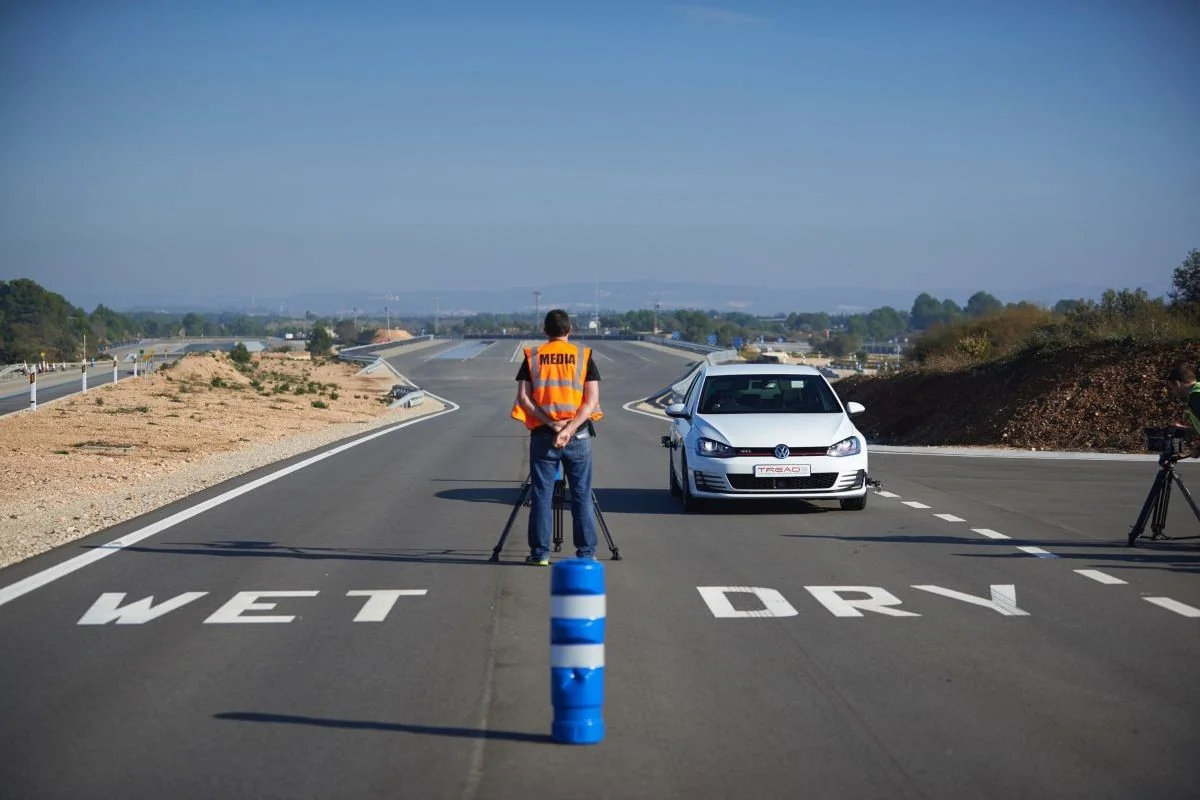 Trei sfaturi despre cum să vă mențineți anvelopele în stare bună